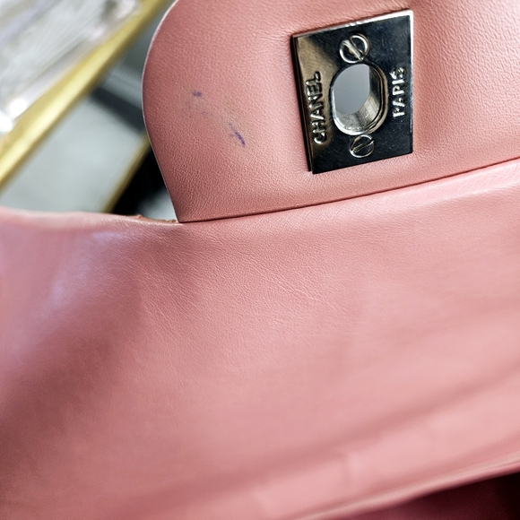 Chanel Salmon Orange Jumbo Chevron Patent Silver Hardware - Picture 6 of 10